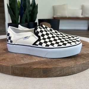 Vans Slip on Platform Sneaker Women’s Size 10